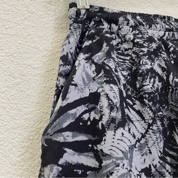 LULULEMON Pace Breaker Short 9" Linerless Men’s Shorts Canopy Ice Grey Black S - Picture 9 of 16